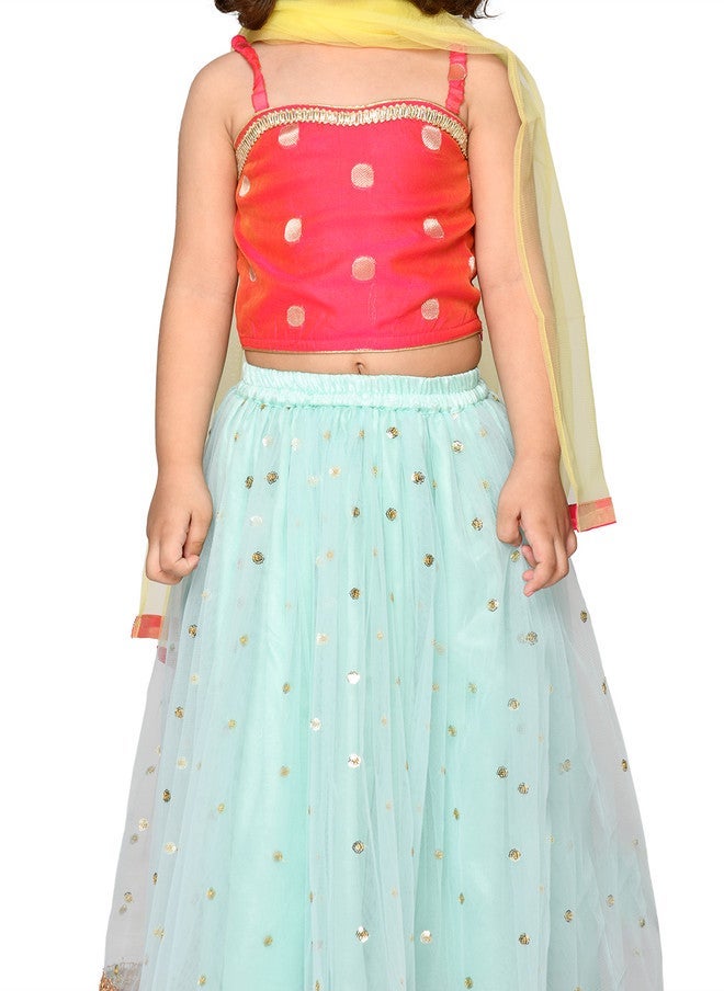 This stunning Magenta & Silver Embellished Lehenga set is perfect for festive occasions and - Image 3