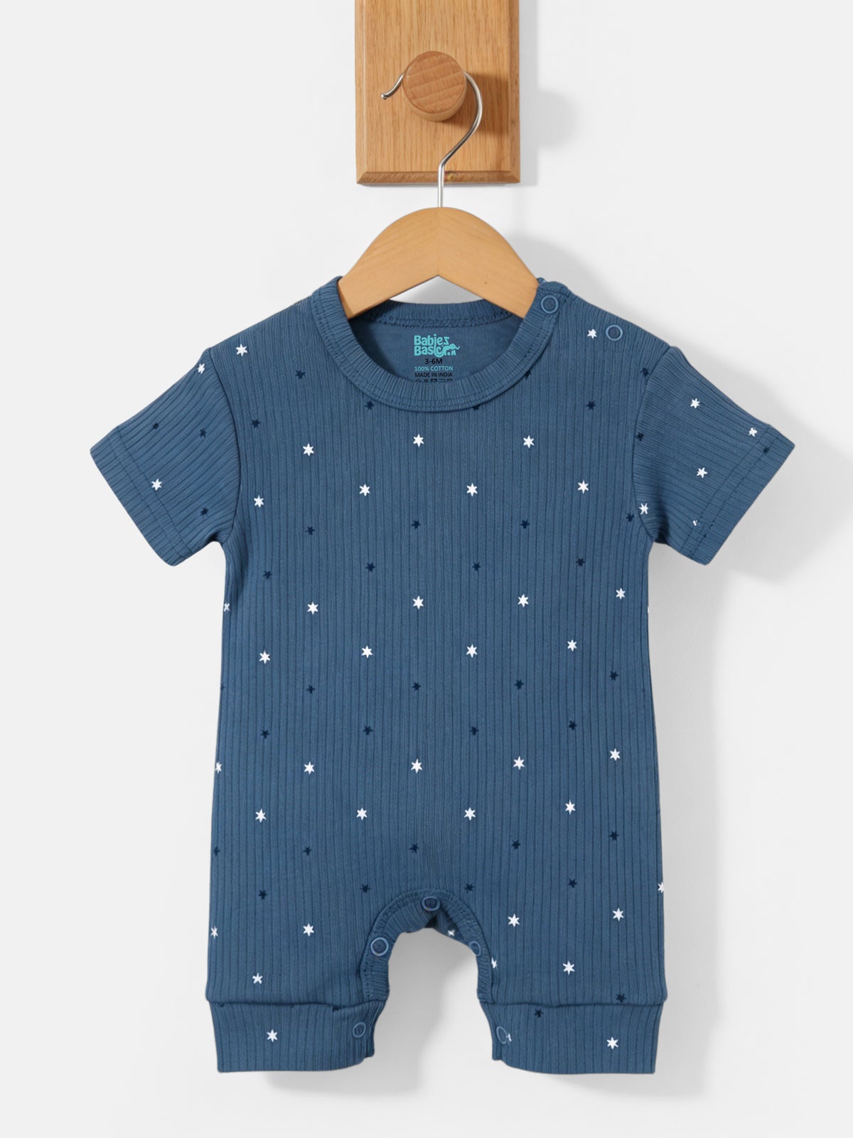 Thoughtfully designed for little ones from 0 to 18 months, our Ribbed Cotton Essential is crafted - Image 4