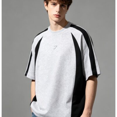 Elevate your everyday style with this Gymshark men’s color-block T-shirt. Featuring a comfortable