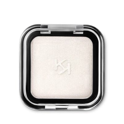 The eyeshadow comes in a modern, practical compact; its unique, distinctive packaging features the
