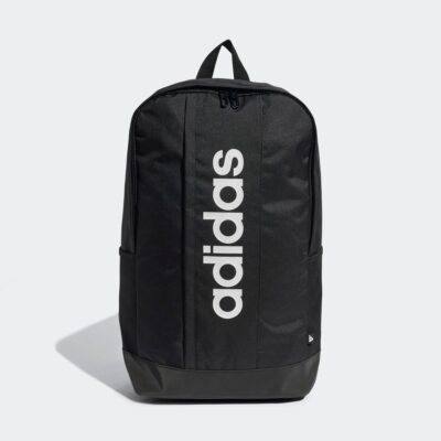 No matter where the day takes you, this adidas backpack keeps your essentials organised and close