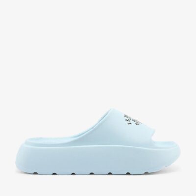 Meet these slides from U.S. POLO ASSN. Offering a sleek and modern look, these slides effortlessly
